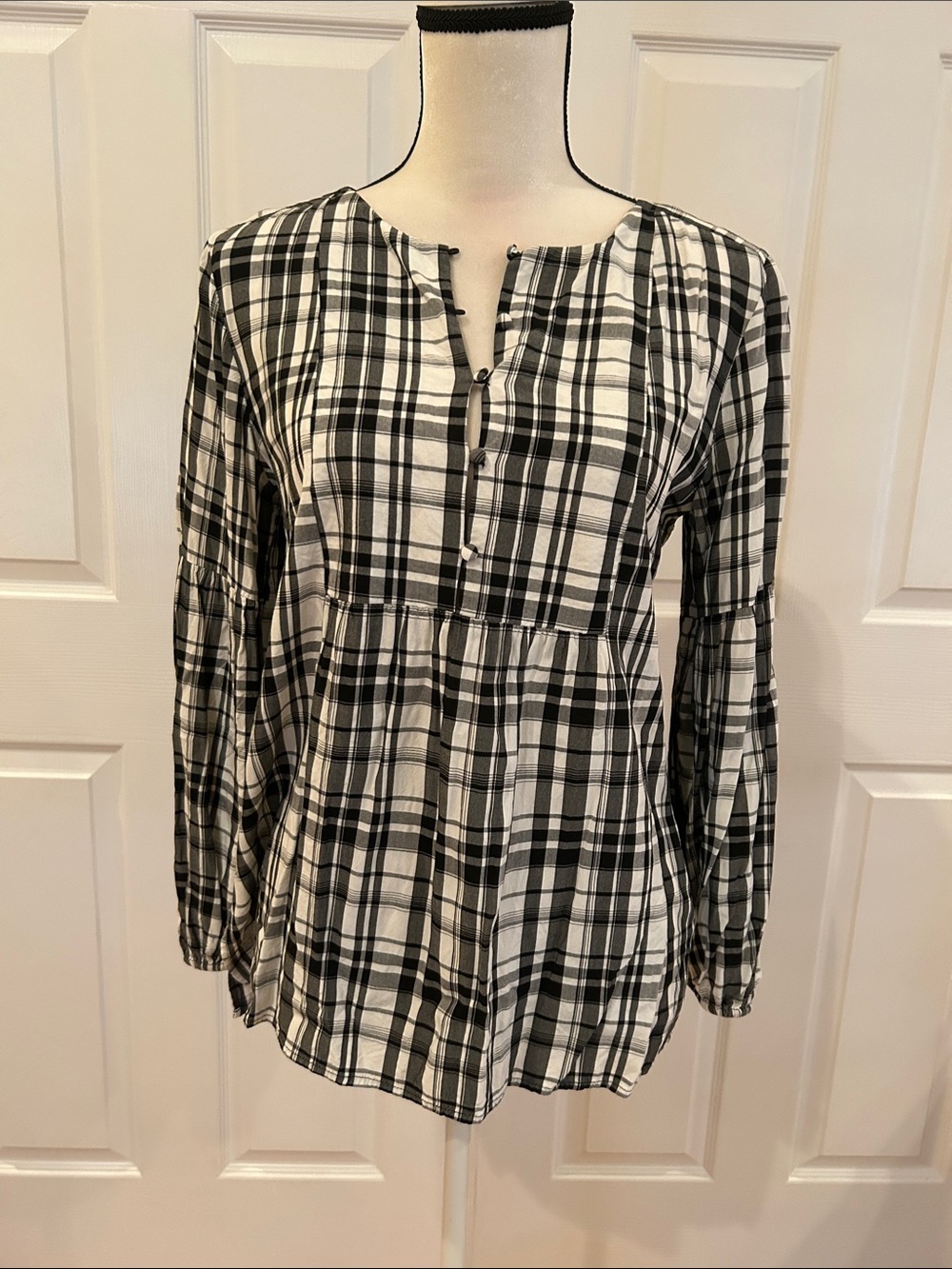 LOFT Black and White Plaid Peplum Henley Blouse